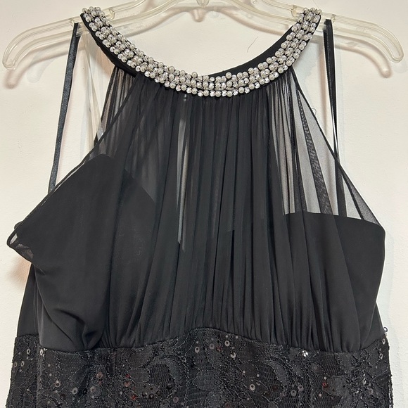 Chic Black Lace Maxi Dress - Picture 9 of 10